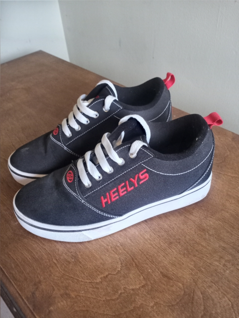 Heelys Black Canvas Lace-Up Sneakers with Red Logo